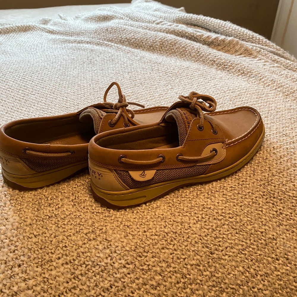 Women’s Sperry Topsiders
